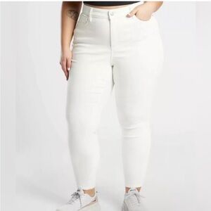 NWT - Athleta Sculptek Ultra Skinny Jean